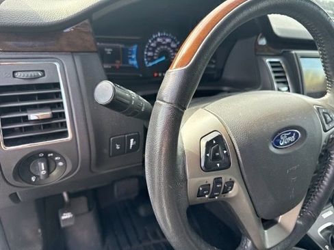 Used 2019 Ford Flex Limited AWD/4WD image 5
