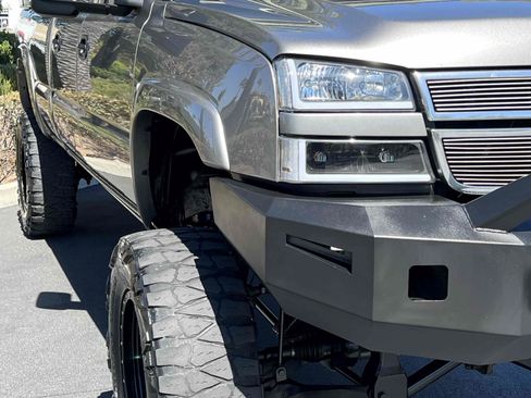 Used 2006 Chevrolet Silverado 3500 LT w/ Heavy-Duty Power Package AWD/4WD image 31