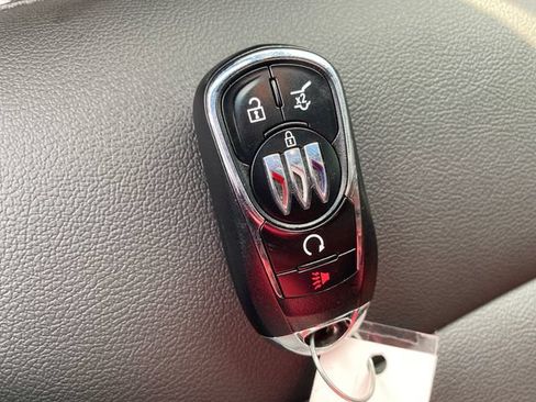 Used 2024 Buick Envista Sport Touring w/ Convenience I Package FWD image 24
