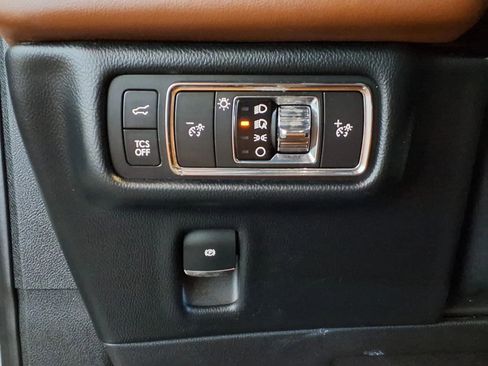 Used 2022 Lincoln Nautilus Reserve AWD/4WD image 20