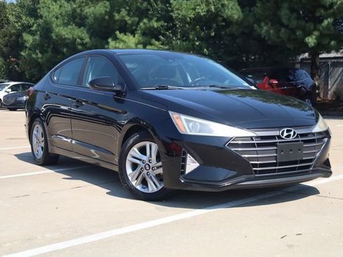 Used 2019 Hyundai Elantra Value Edition w/ Cargo Package FWD image 2