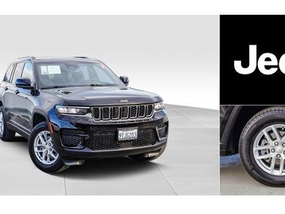 Used 2025 Jeep Grand Cherokee Laredo X