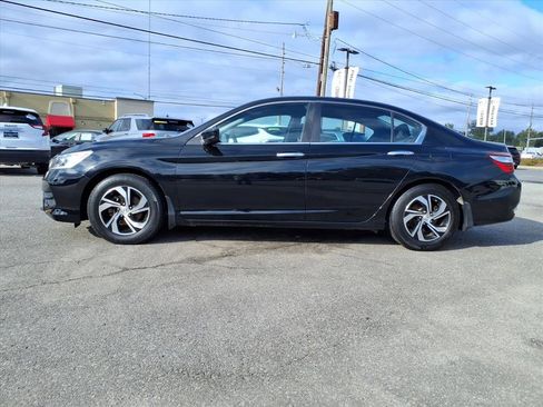 Used 2016 Honda Accord LX image 2