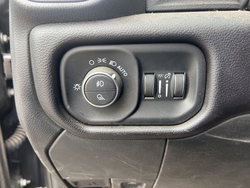 Used 2022 RAM 2500 Laramie AWD/4WD image 9