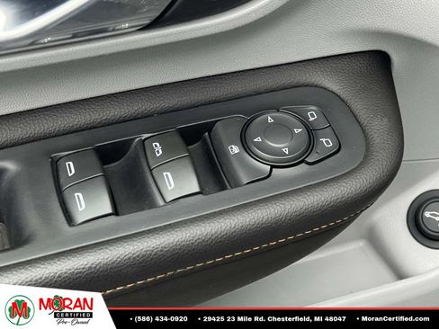 Used 2020 GMC Terrain SLT w/ Preferred Package AWD/4WD image 18
