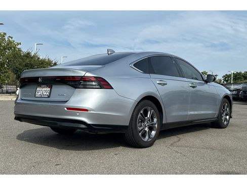Used 2024 Honda Accord EX-L image 6