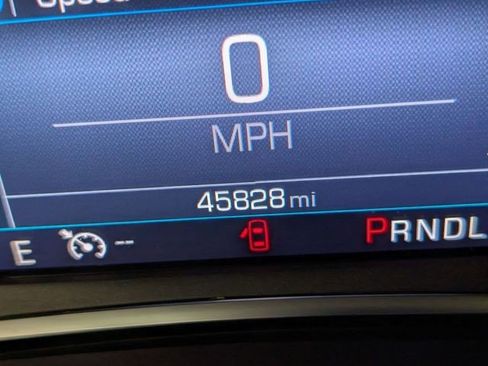 Certified 2023 Chevrolet Equinox LT w/ Driver Convenience Package image 18