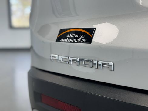 Used 2019 GMC Acadia SLT image 40