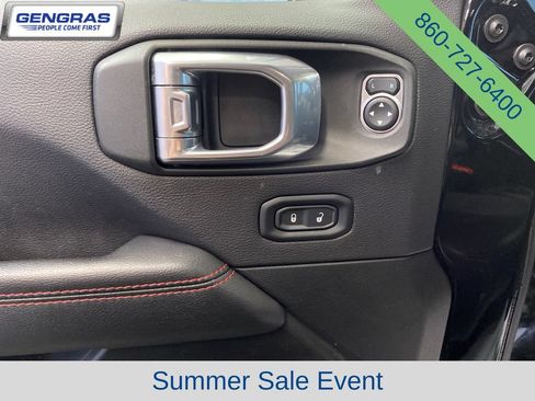 Used 2022 Jeep Wrangler Rubicon w/ LED Lighting Group AWD/4WD image 15