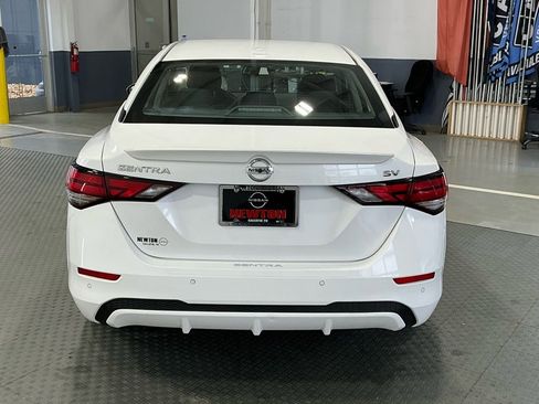 Used 2022 Nissan Sentra SV image 27