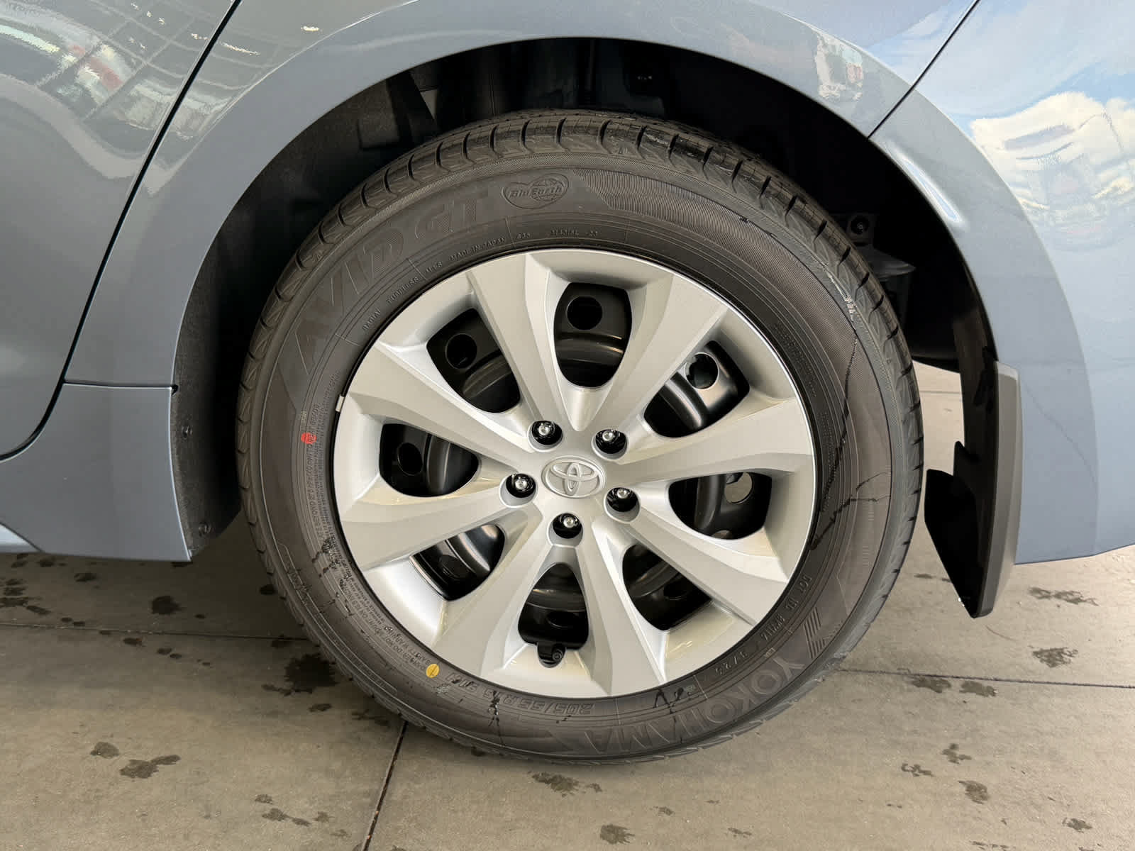 New 2027 Toyota Corolla LE FWD image 13