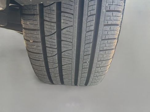 Used 2024 Volvo XC90 B5 Plus image 42