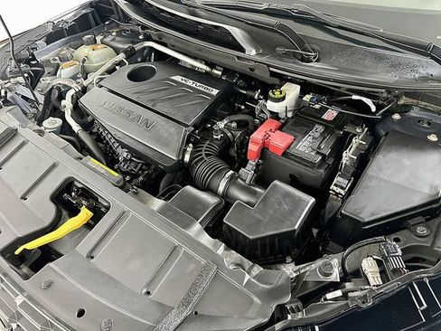 Used 2023 Nissan Rogue SV FWD image 29