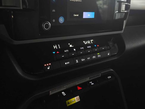 Used 2025 Toyota Tundra SR5 image 30