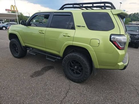Used 2022 Toyota 4Runner TRD Pro AWD/4WD image 4