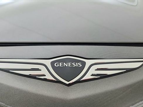 Used 2025 Genesis GV80 3.5T e-SC AWD/4WD image 16
