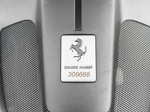 Used 2024 Ferrari Roma Spider RWD image 38