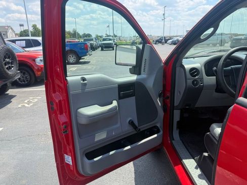 Used 2005 Ford F150 XL RWD image 11