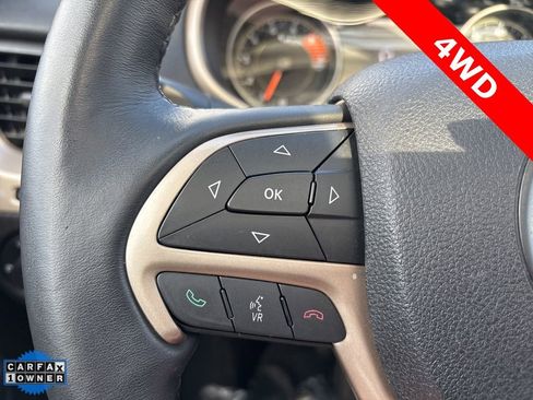 Used 2016 Jeep Cherokee Limited image 14