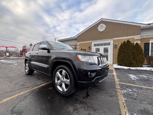 Used 2012 Jeep Grand Cherokee Overland image 8