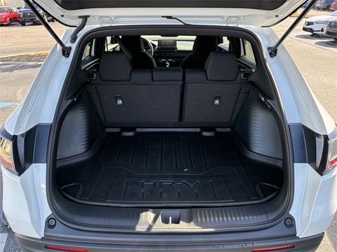 Certified 2023 Honda HR-V Sport image 28