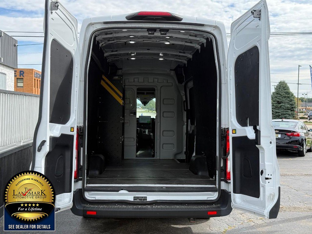 Used 2022 Ford E-Transit 148 High Roof Extended w/ Interior Upgrade Package RWD image 19