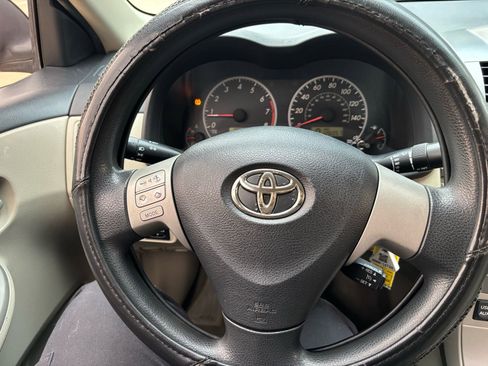 Used 2012 Toyota Corolla L image 22