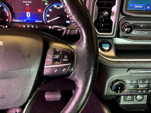 Used 2023 Ford Bronco Sport Outer Banks w/ Tech Package AWD/4WD image 12