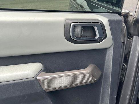 Used 2021 Ford Bronco Badlands image 25