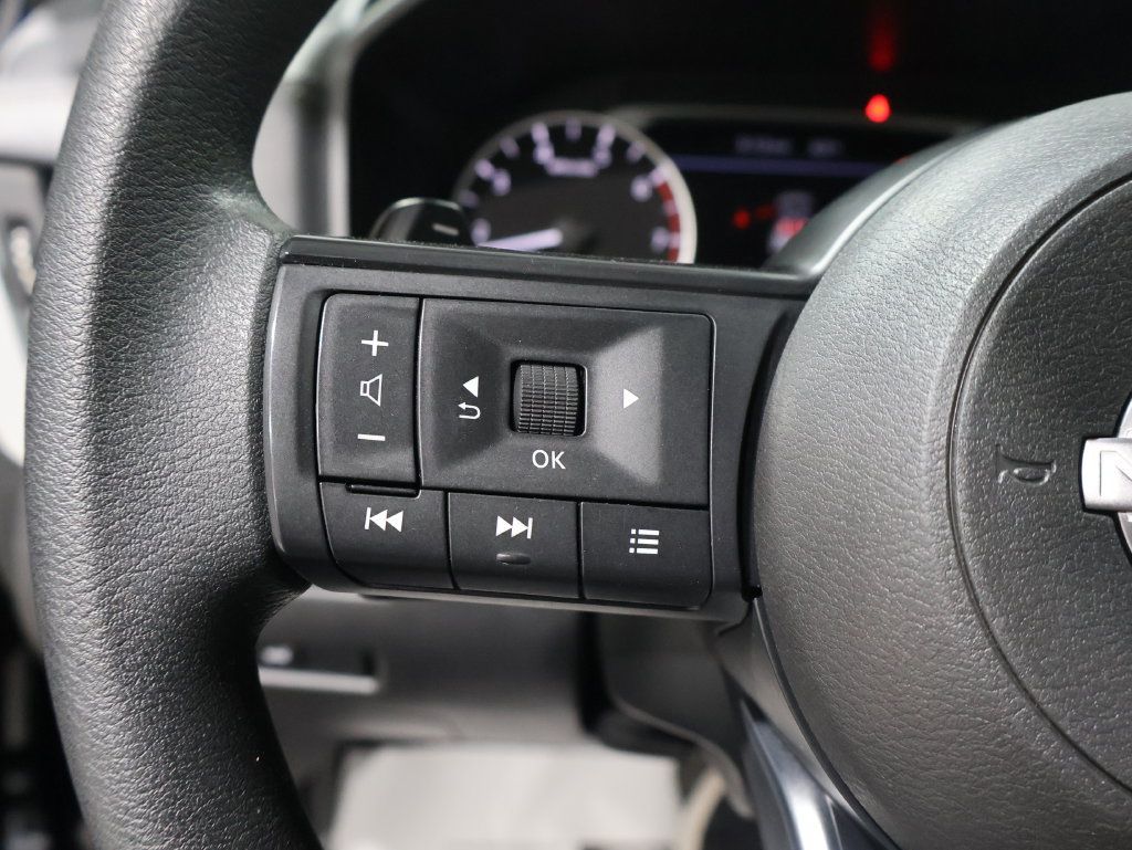 Used 2024 Nissan Rogue SV AWD/4WD image 37