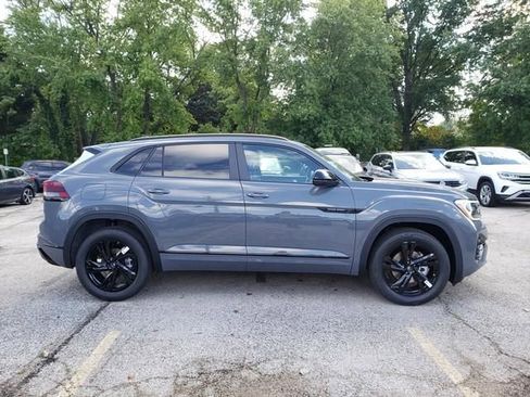 New 2026 Volkswagen Atlas Cross Sport SEL R-Line AWD/4WD image 3