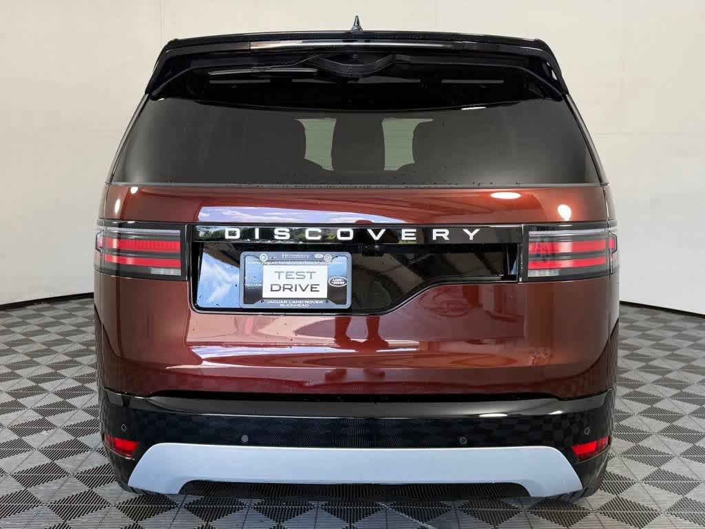 New 2026 Land Rover Discovery Limited Edition AWD/4WD image 7