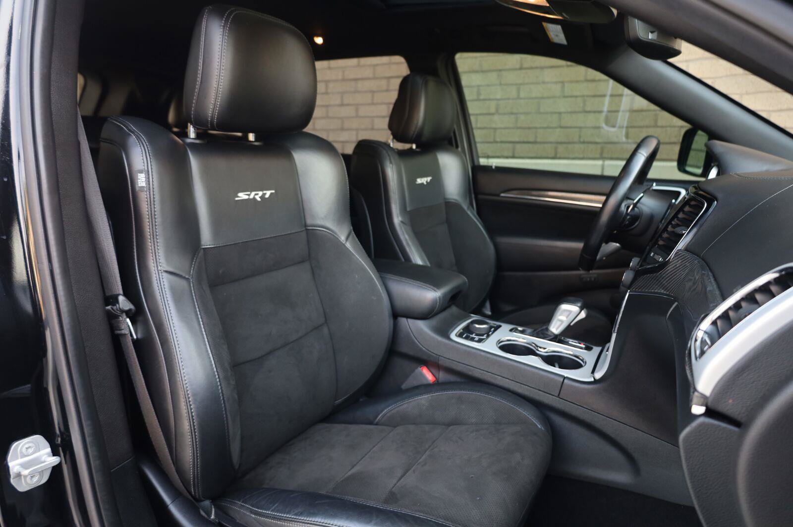 Used 2020 Jeep Grand Cherokee SRT AWD/4WD image 30