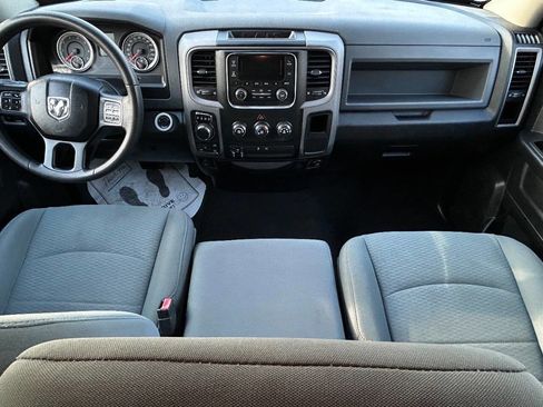 Used 2017 RAM 1500 Express image 10