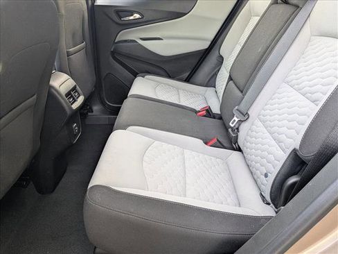 Used 2019 Chevrolet Equinox LS w/ LS Convenience Package image 16