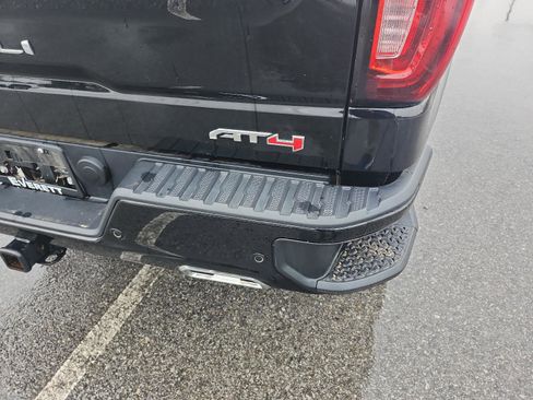 Certified 2024 GMC Sierra 1500 AT4 w/ AT4 Premium Package image 4