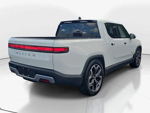 Used 2022 Rivian R1T Adventure AWD/4WD image 4