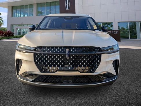 New 2026 Lincoln Nautilus Premier w/ Equipment Group 102A AWD/4WD image 2