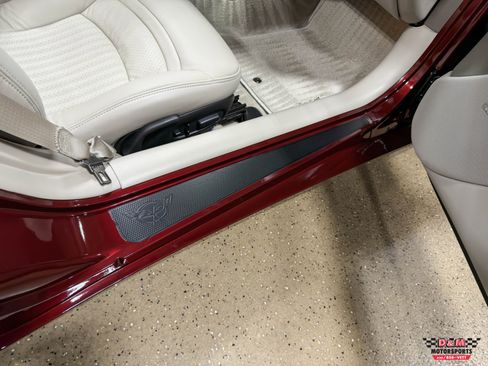 Used 2003 Chevrolet Corvette Convertible w/ Preferred Equipment Group1 image 23