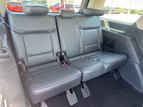 New 2026 Ford Expedition Active RWD image 11