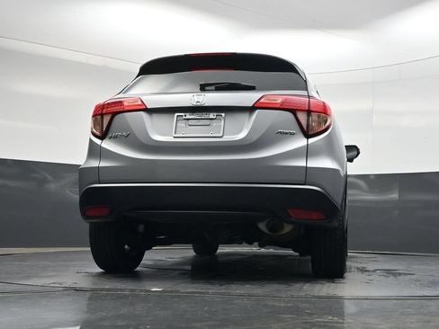 Used 2018 Honda HR-V EX image 42