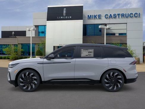 New 2026 Lincoln Nautilus Reserve w/ Jet Appearance Package AWD/4WD image 3