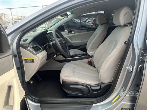 Used 2016 Hyundai Sonata SE image 25