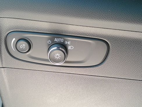 Certified 2023 Buick Envision Essence AWD/4WD image 13