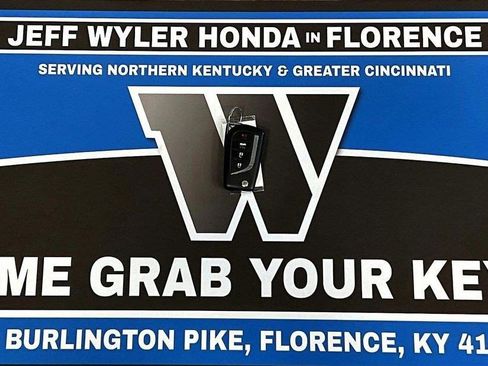 Used 2023 Toyota Camry SE image 35