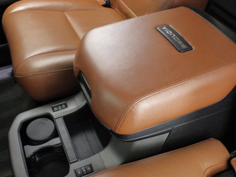 Used 2012 Toyota Sequoia Platinum AWD/4WD image 42