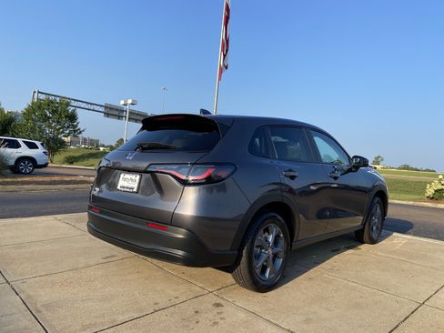 New 2026 Honda HR-V LX image 10
