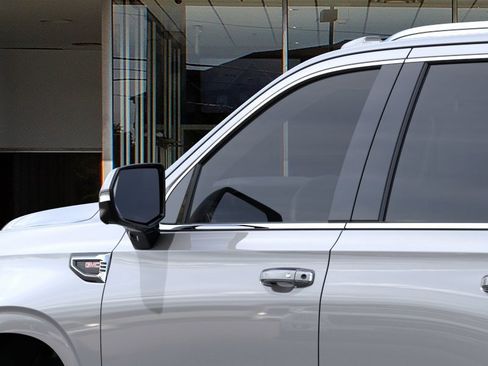 New 2026 GMC Yukon Elevation w/ Elevation Premium Package RWD image 12