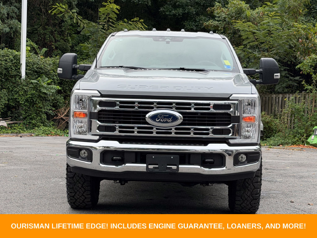 Used 2025 Ford F350 XLT w/ Tremor Off-Road Package AWD/4WD image 2