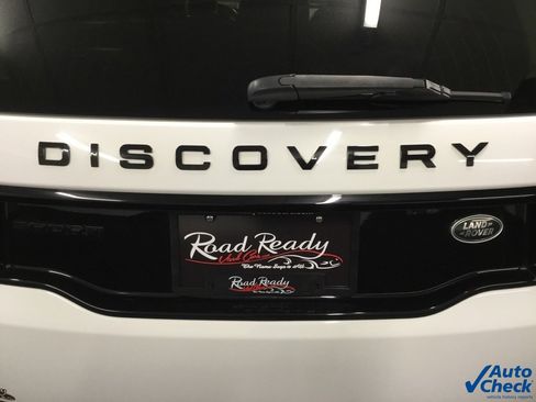 Used 2021 Land Rover Discovery Sport S image 14